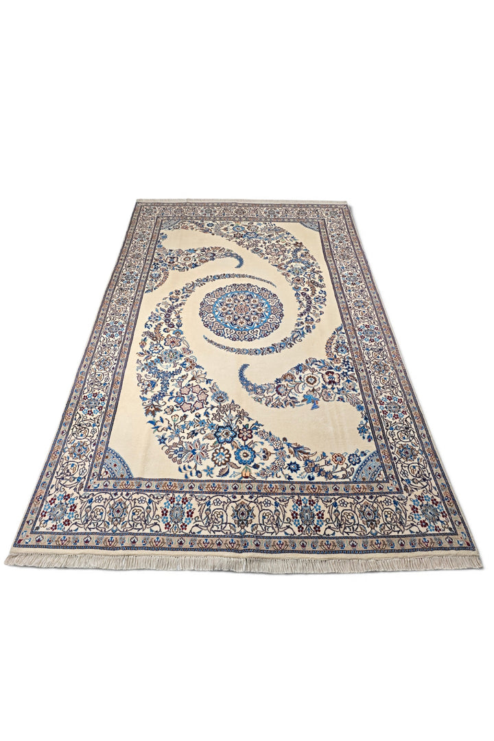 Ivory Swirl Nain
