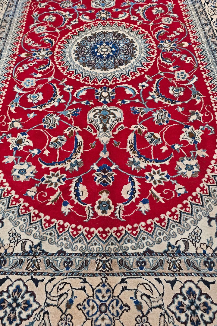 Madder Red Oval Nain