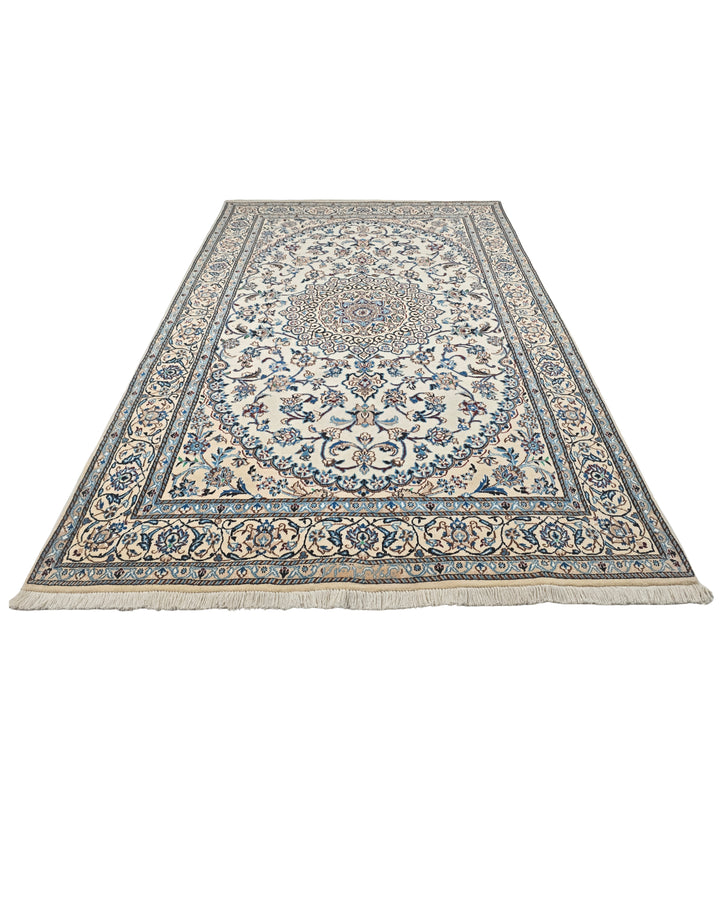 Cream and Blue Medallion Nain, Hand-Knotted Wool Rug