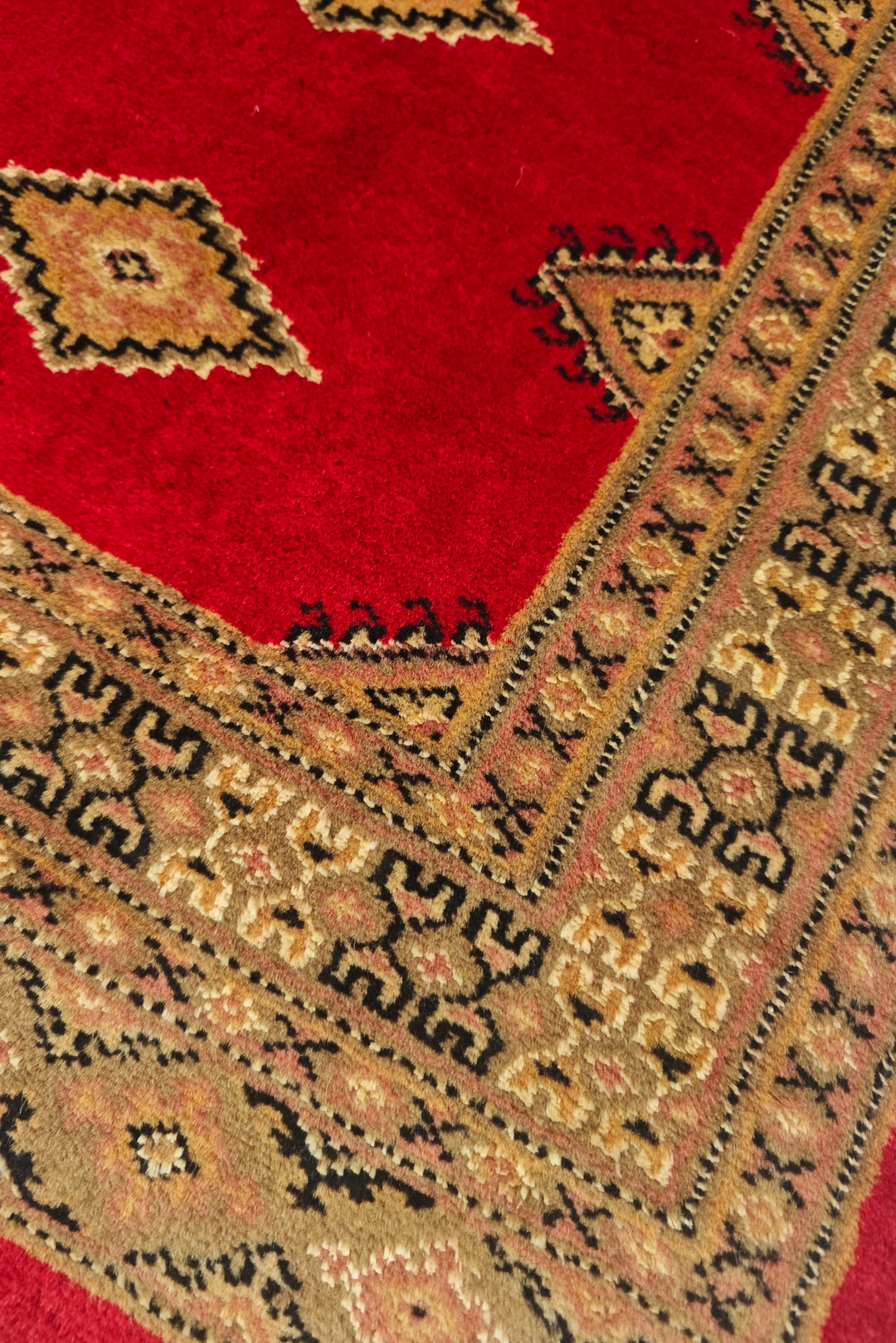 Crimson Red Diamond Jaldar