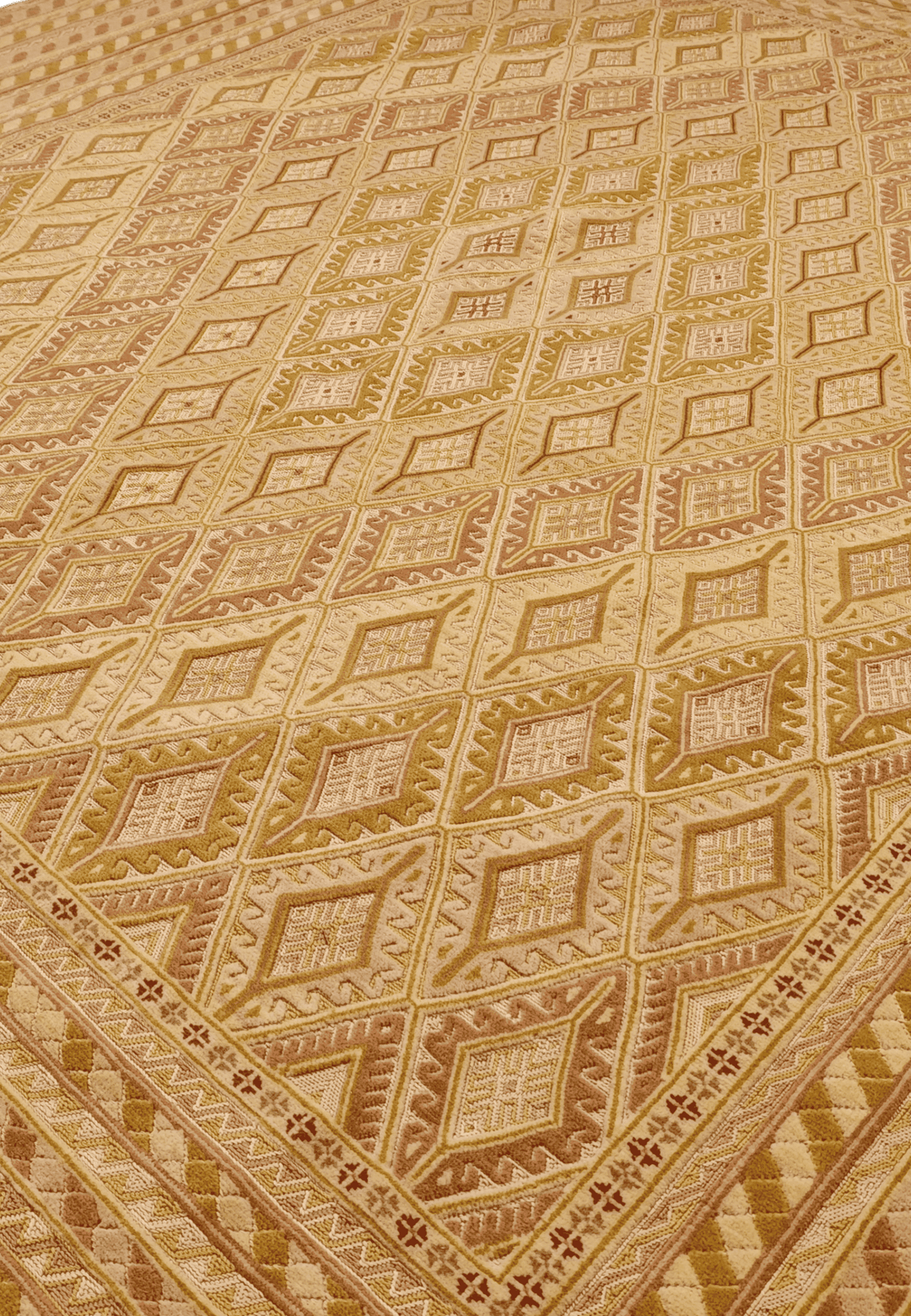 Gold and Cream Diamond Lattice Kilim, Hand-Woven Wool