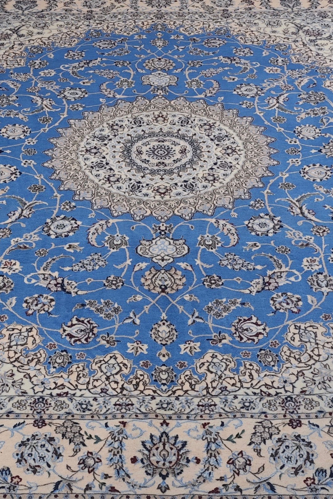 Blue and Ivory Gonbad Dome Nain, Hand-Knotted Wool Rug