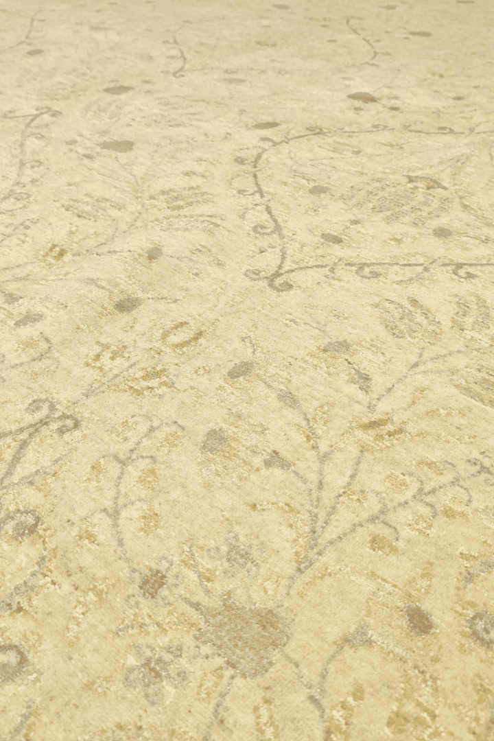 Antique Cream Floral Ghazni