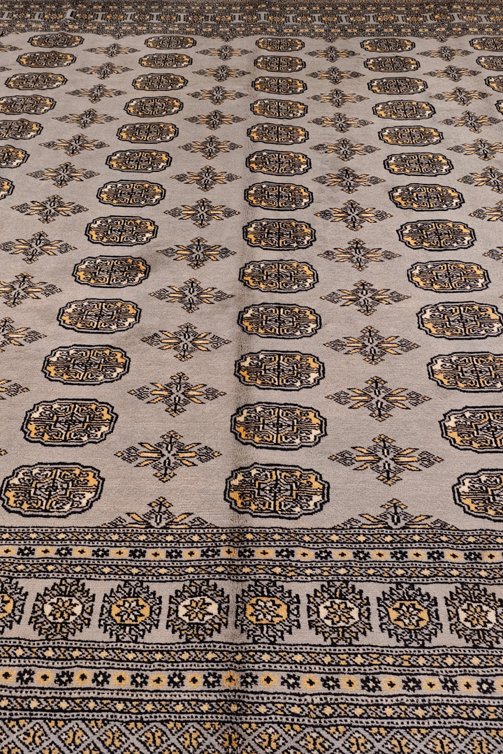 Warm Grey Turkmen Gül Bokhara Square Rug, Hand-Knotted Pakistani Wool