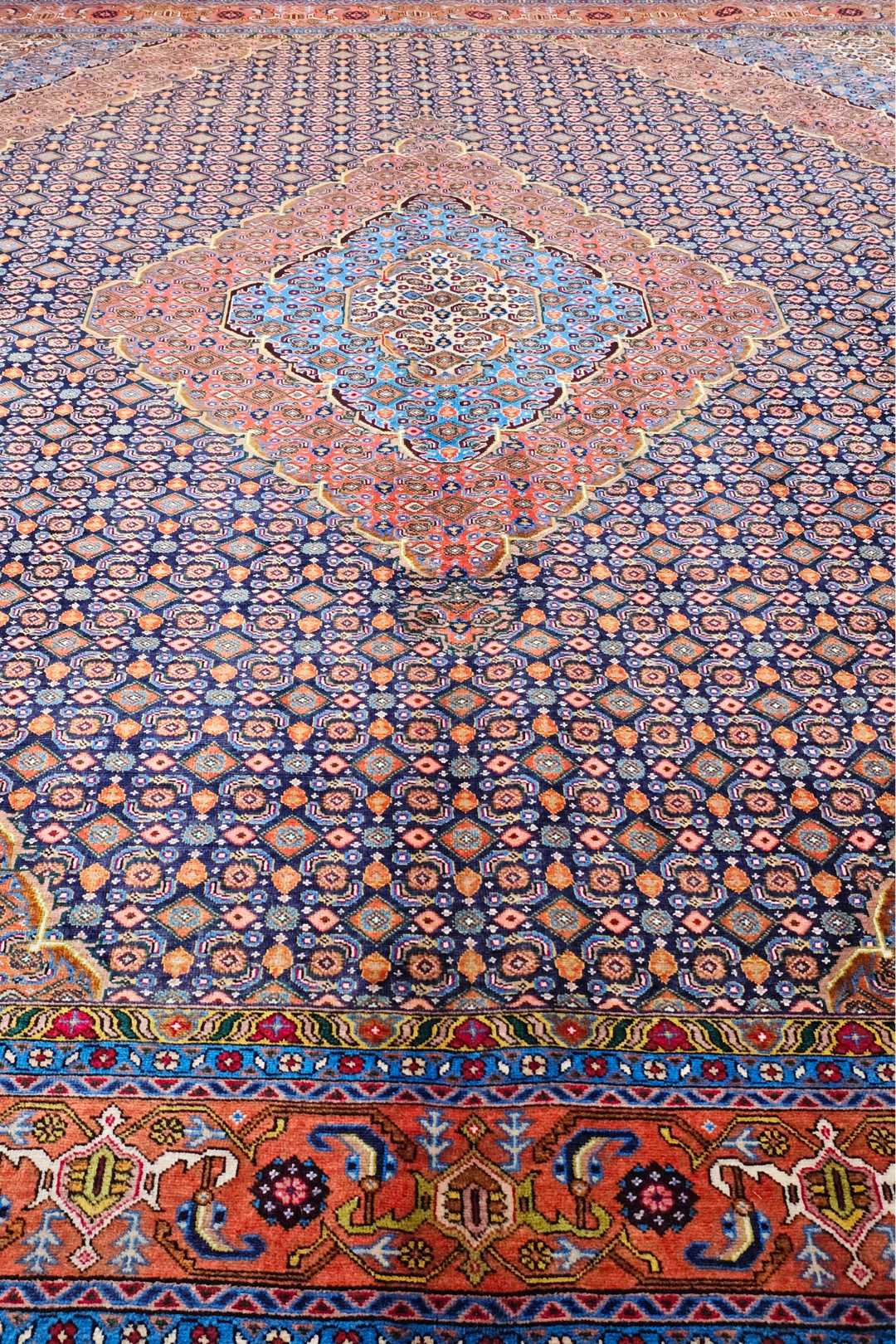 Slate Blue and Salmon Mahi Medallion, Hand-Knotted Wool Rug