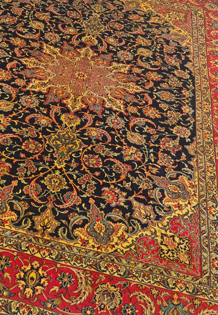 Black and Red Medallion Sirafian Isfahan, Hand-Knotted Wool Rug