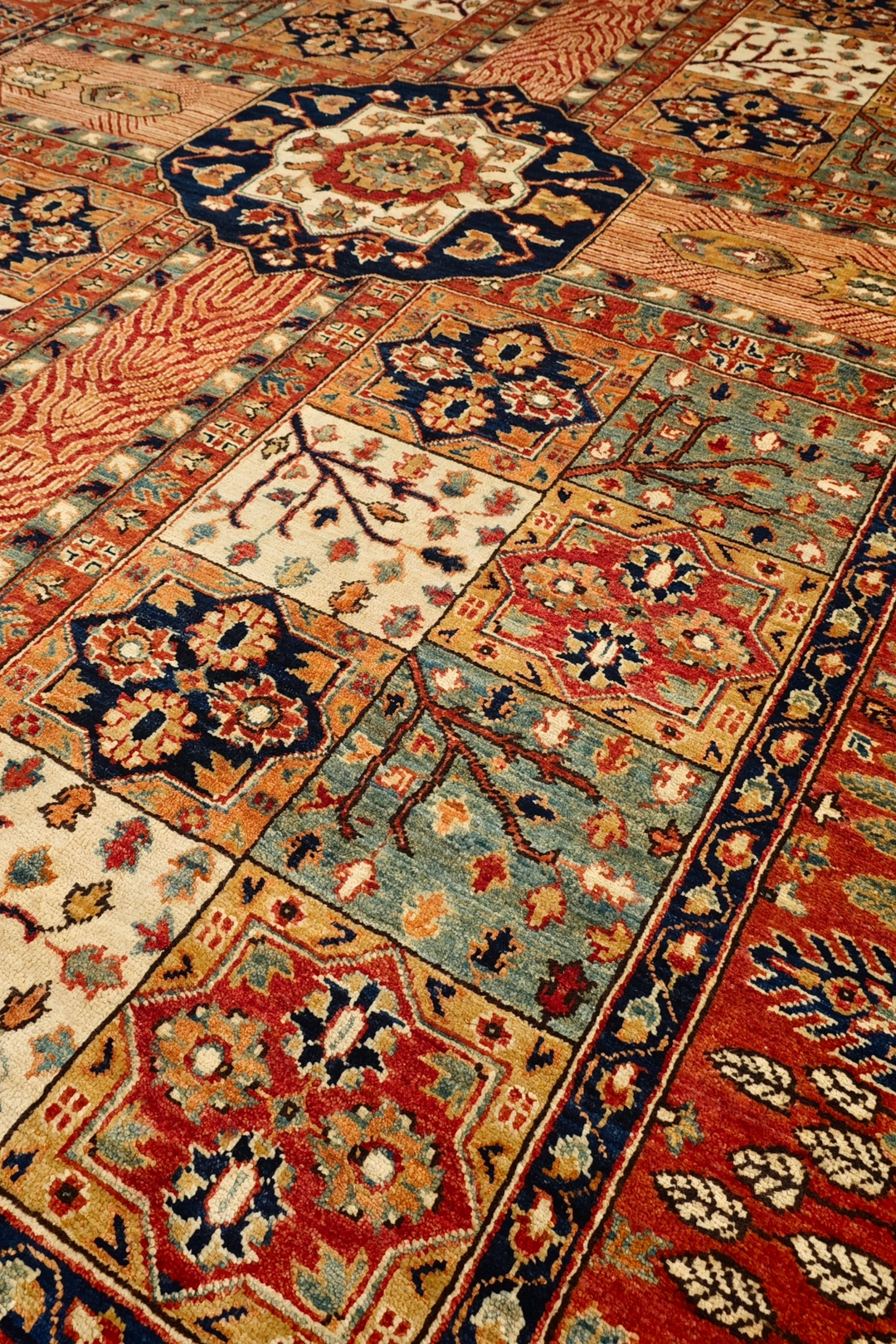 Rust Bakhtiari Garden Panel Ghazni, Hand-Knotted Afghan Wool Rug