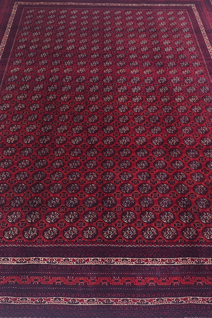 Wine Red Turkmen Gül Khal Mohammadi Rug, Hand-Knotted Wool