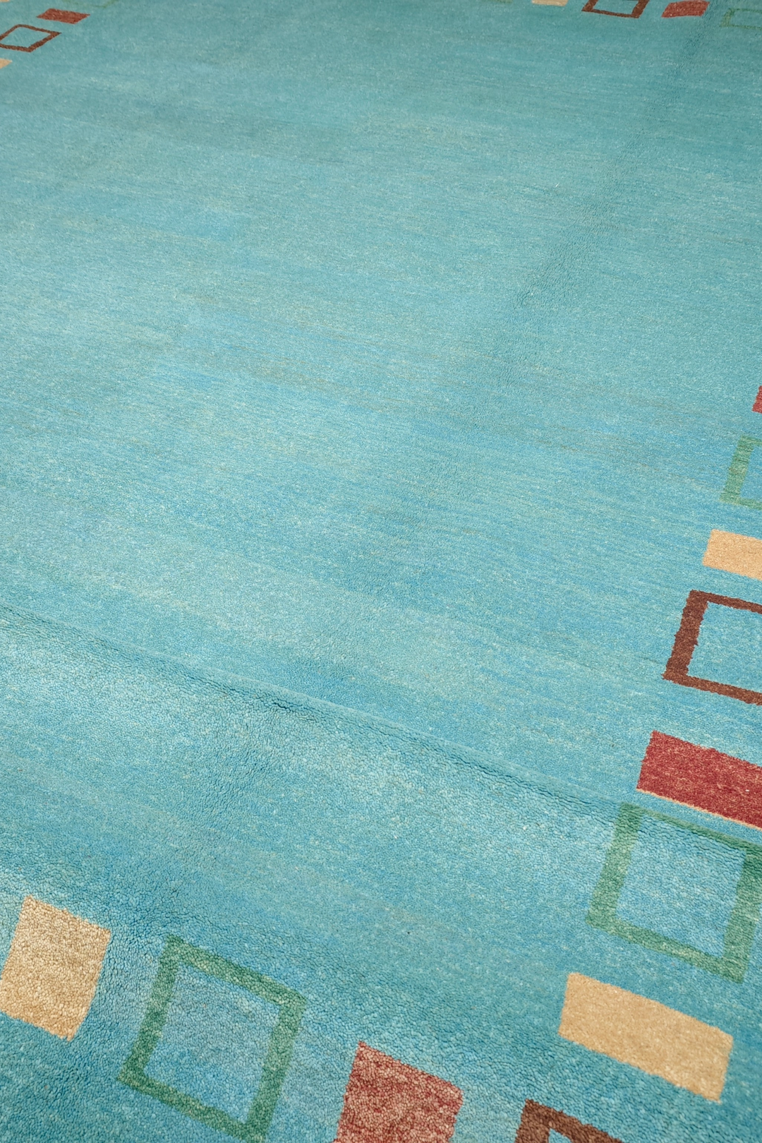 Soft Turquoise Modern Ghazni