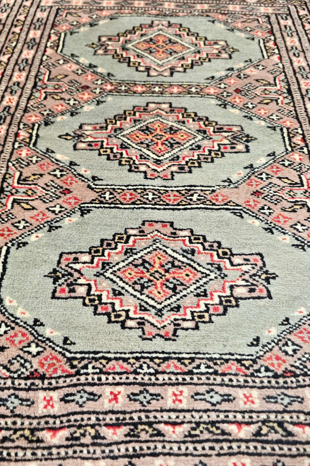 Celadon Green Octagon Jaldar