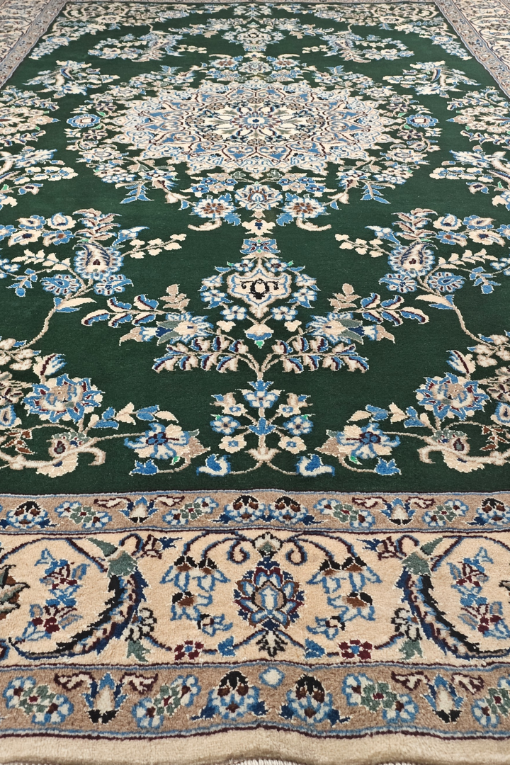 Forest-Green Medallion Persian Nain, Hand-Knotted Wool Rug