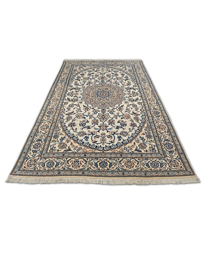 Cream and Blue Medallion Nain, Hand-Knotted Wool Rug