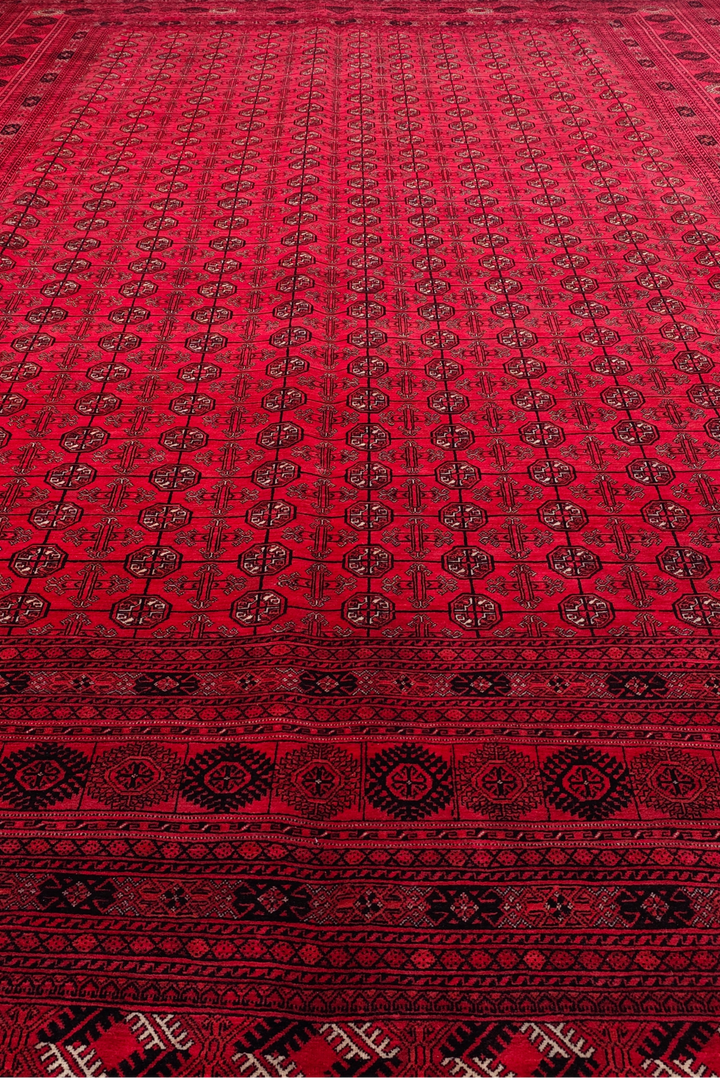 Crimson Turkmen Gül Khal Mohammadi Rug, Hand-Knotted Wool