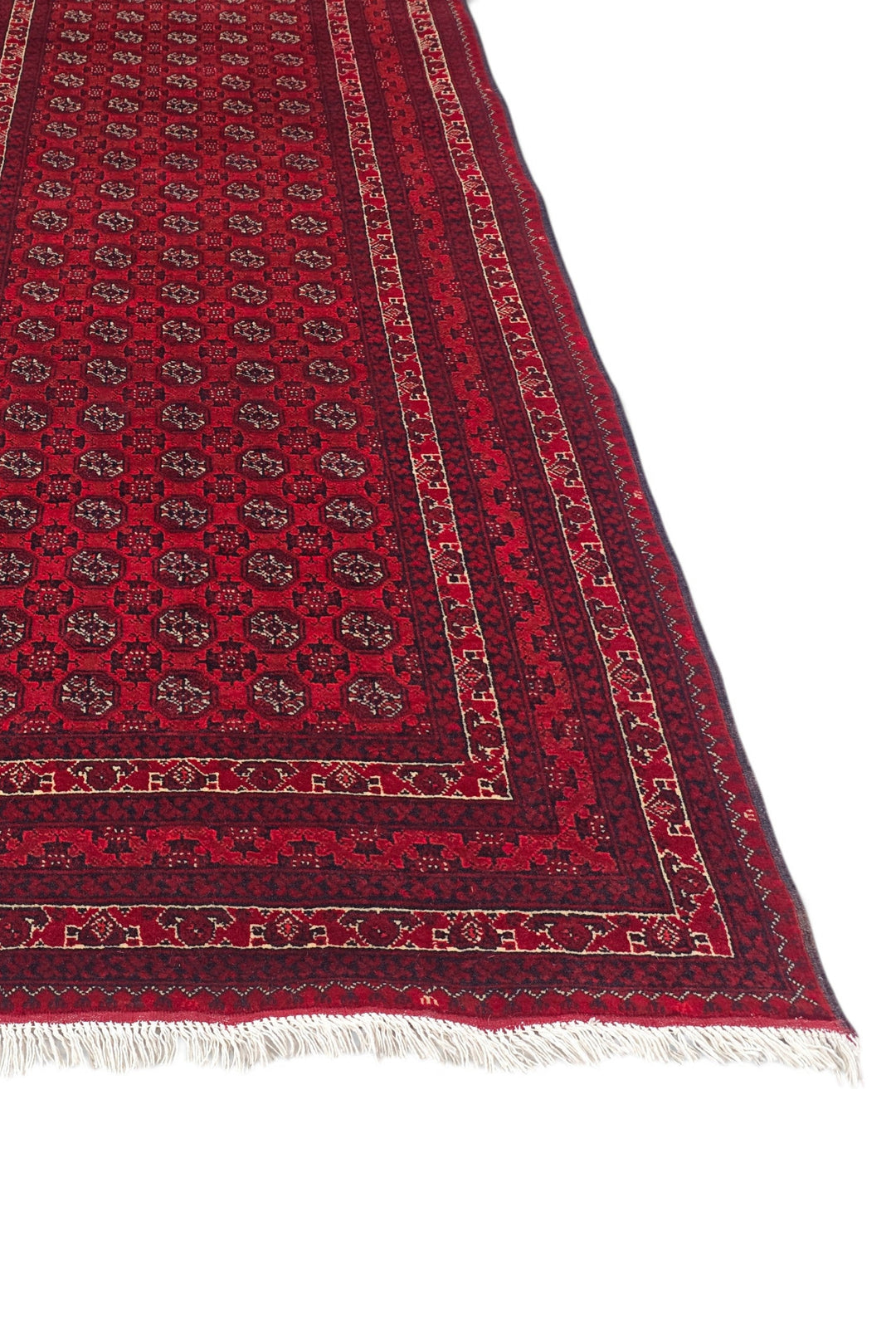 Deep Red Turkmen Gül Khan Muhammadi Rug, Hand-Knotted Wool