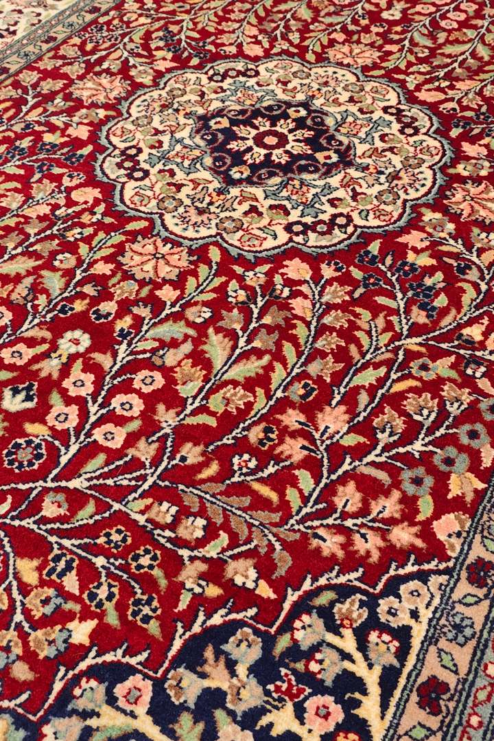 Crimson Medallion Tabriz, Hand-Knotted Pakistani Wool Rug
