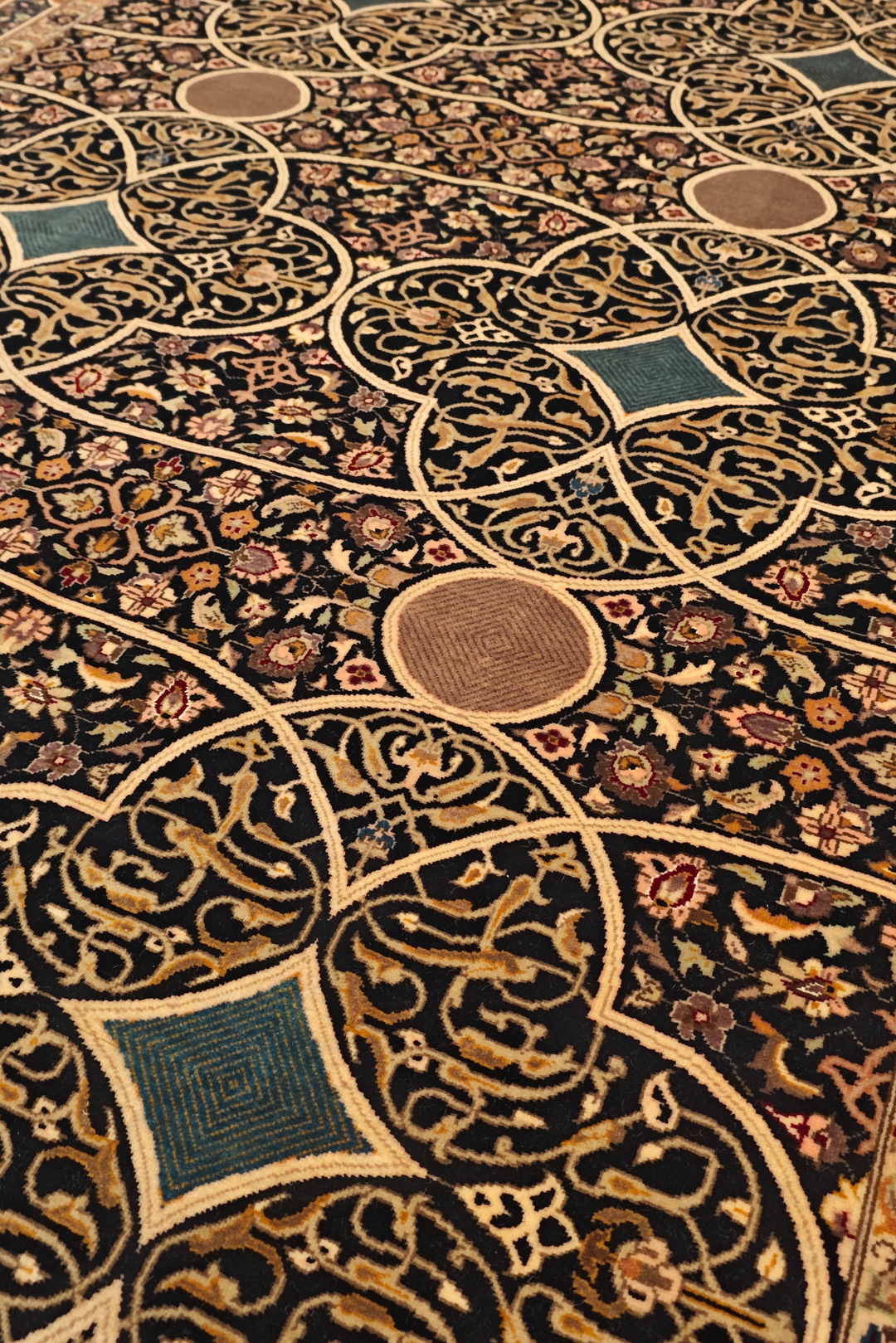 Camel Arabesque Lattice, Hand-Knotted Pakistani Wool Rug