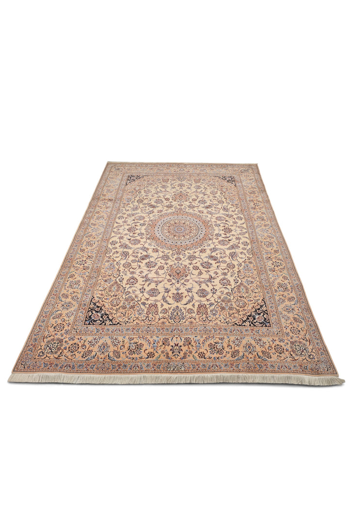 Persian Nain Hand-Knotted Ivory Medallion Rug — 175×255 cm