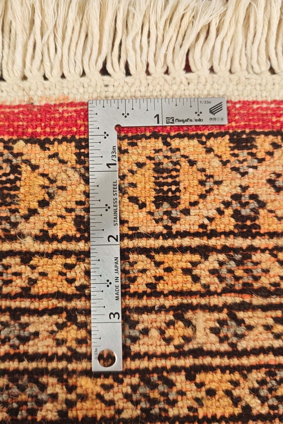 Red Medallion Pakistani Jaldar, Hand-Knotted Wool Rug