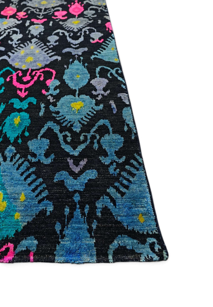 Indigo and magenta ikat Ghazni wool rug, modern design