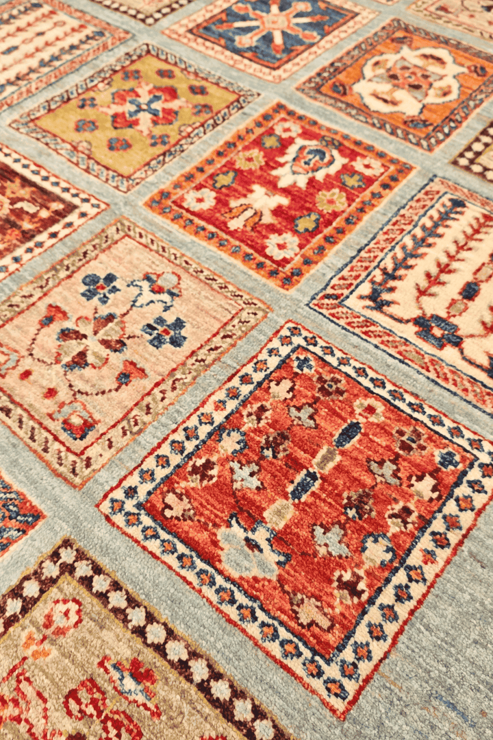 Hand-knotted wool pile of multicolour garden Ghazni rug