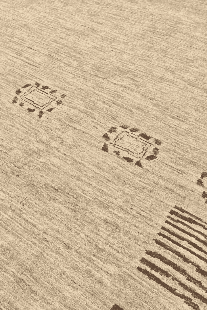 Undyed natural field of hand-knotted Ghazni rug