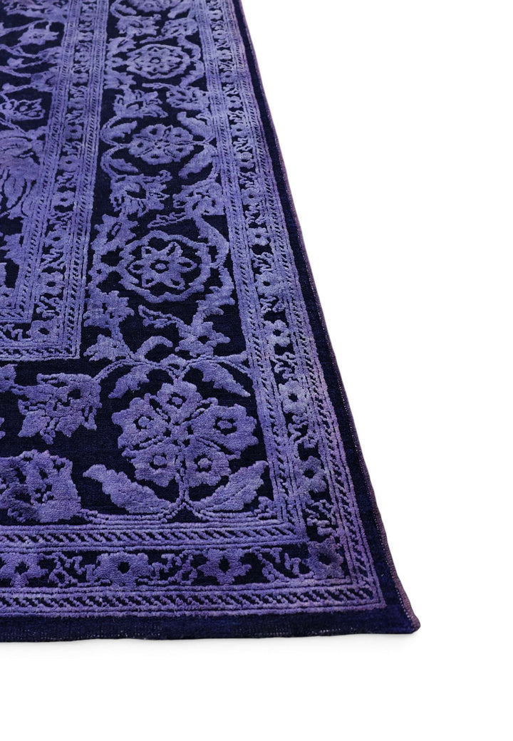 Violet overdyed Ghazni wool rug, modern design
