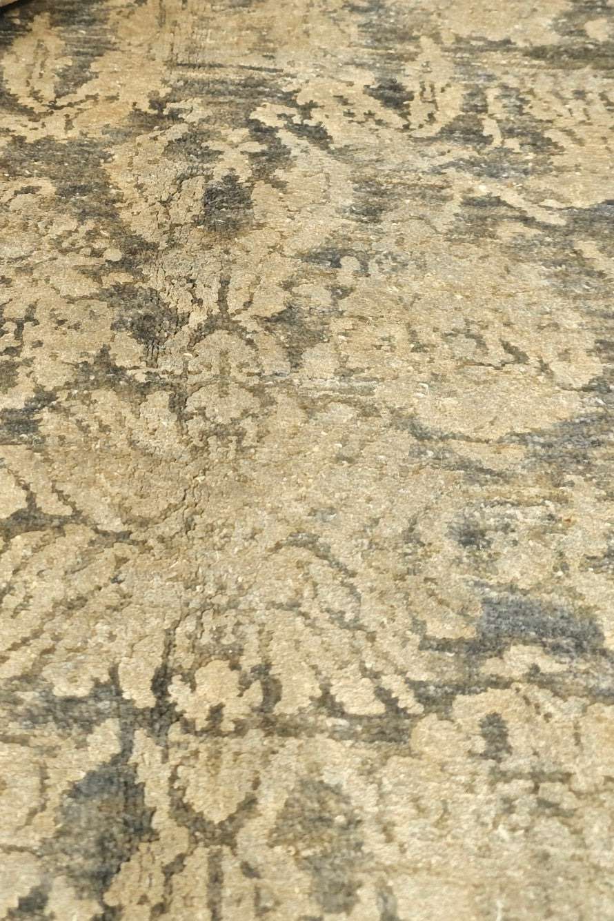 Border detail of charcoal gold Ghazni hand-knotted rug