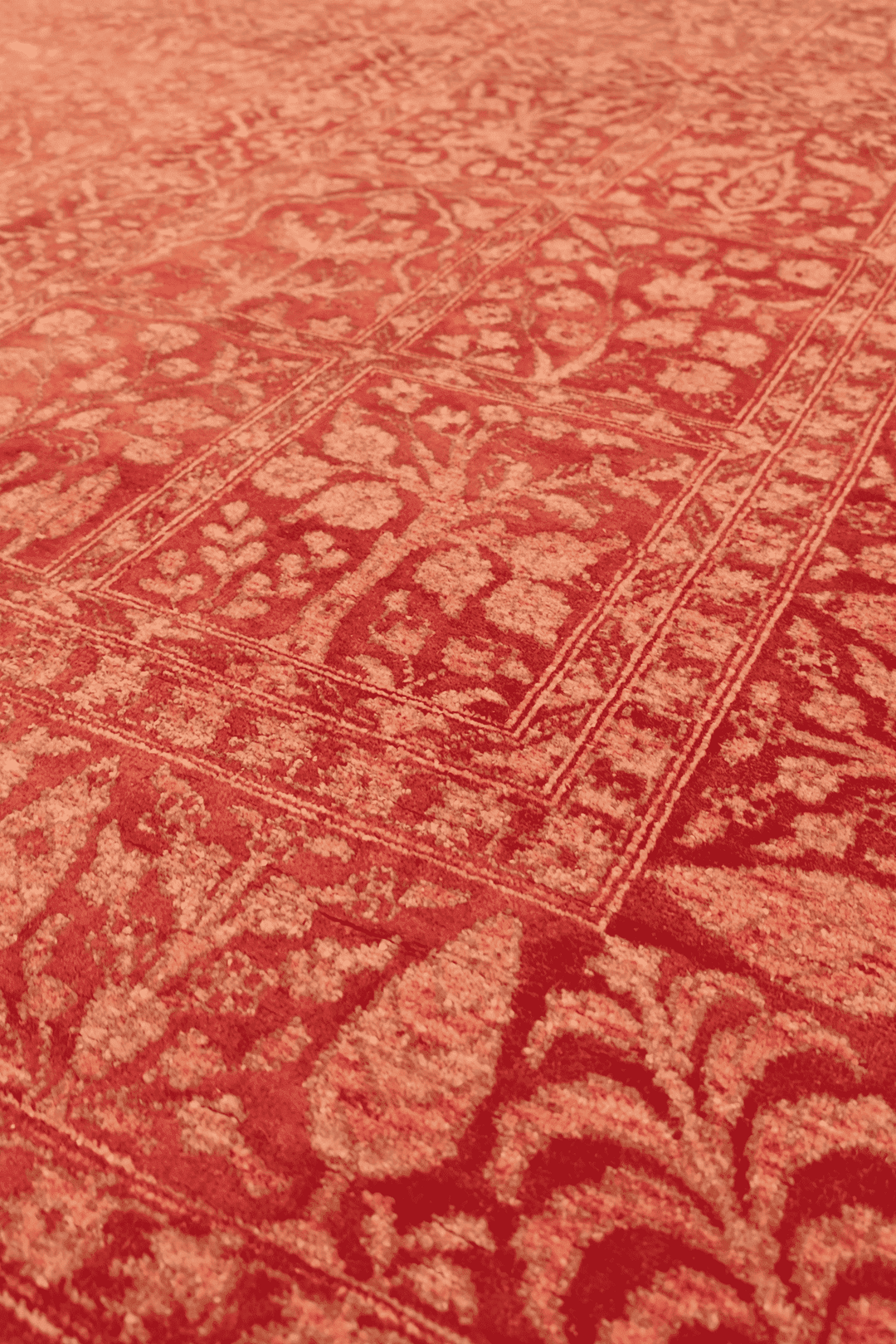 Border detail of terracotta garden Ghazni hand-knotted rug