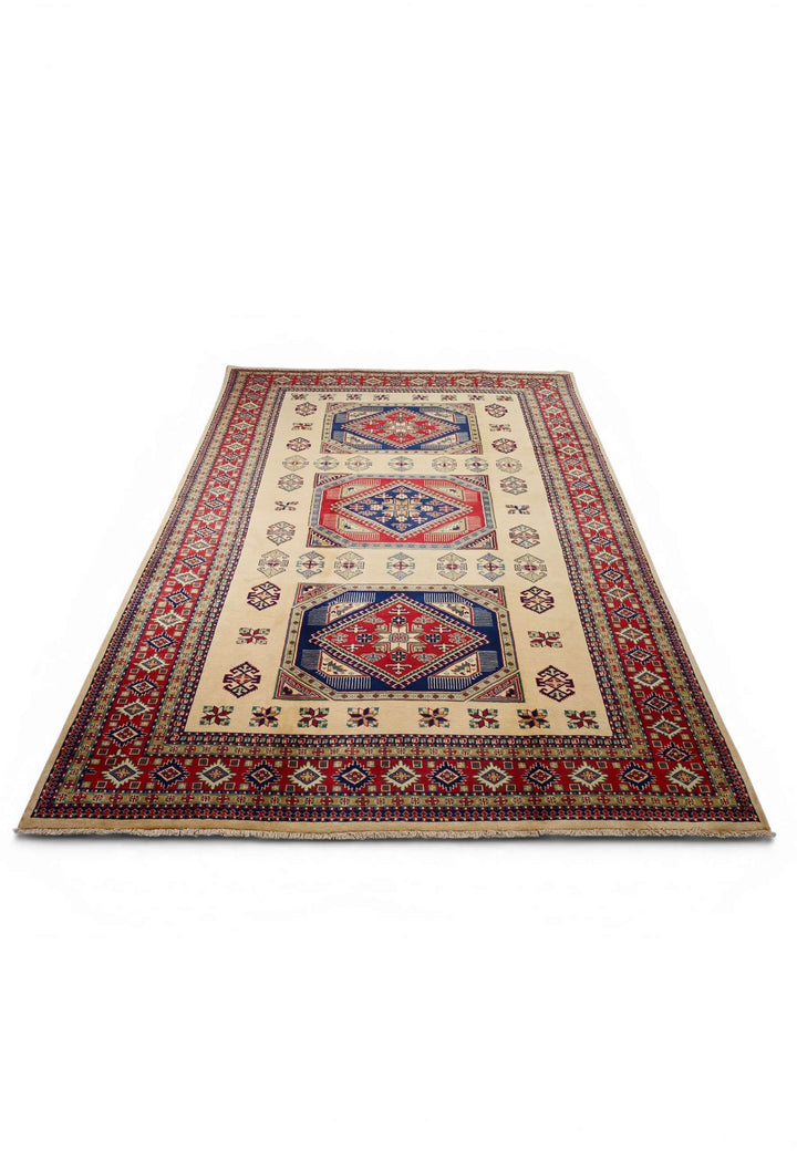 Hand-knotted wool pile of ivory Kazak rug, 207×278cm
