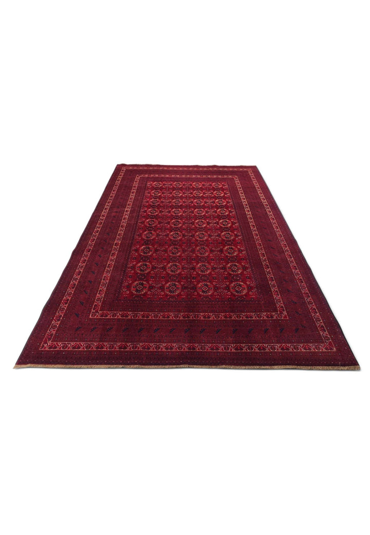 Border detail of wine red Khal Mohammadi hand-knotted rug