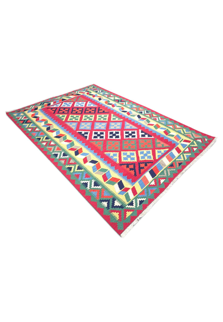 Cerise Qashqai kilim 177×247cm, Afghan craftsmanship