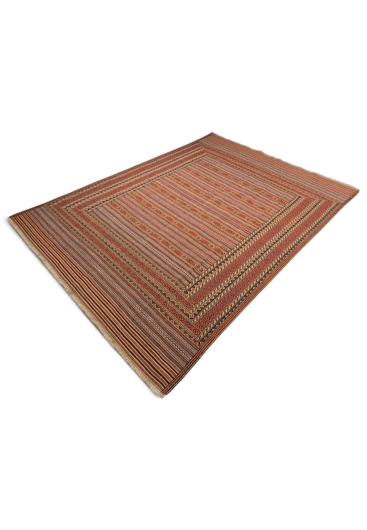 Terracotta and apricot kilim for a living room, 3 tatami