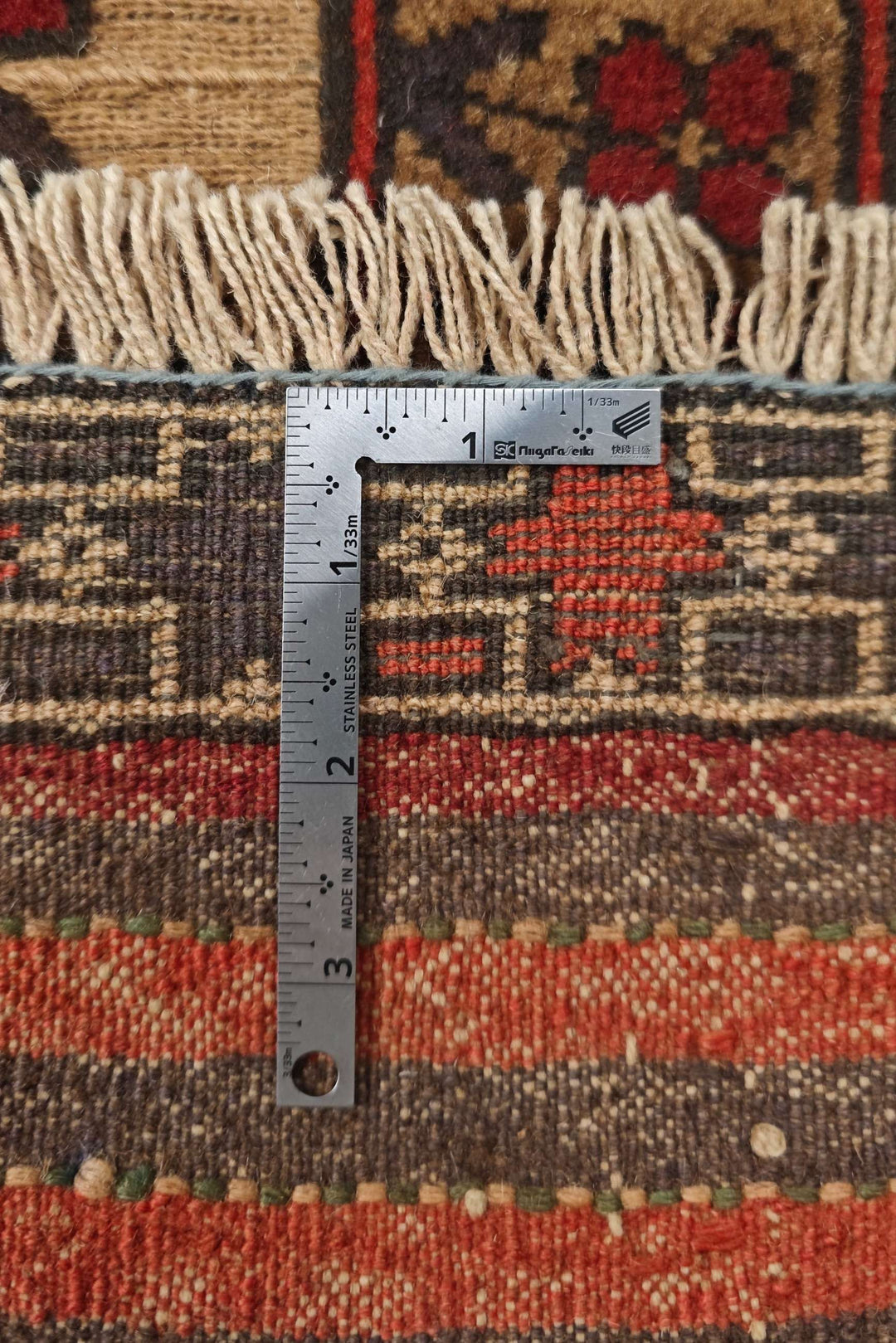 Corner of cream orange Laspanji hand-woven kilim