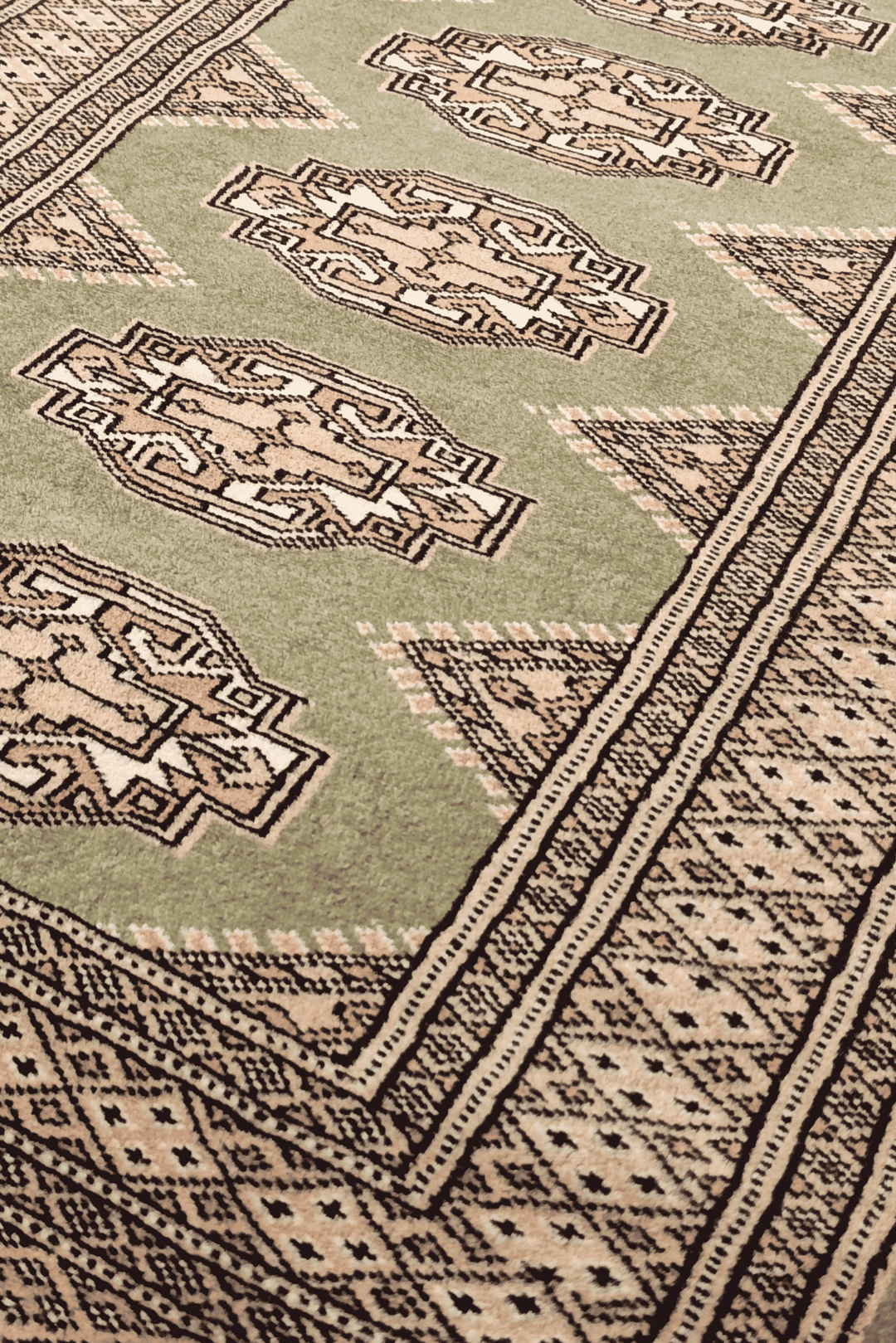 Turkmen Yamoud motifs in olive and beige on wool rug, 69×157cm