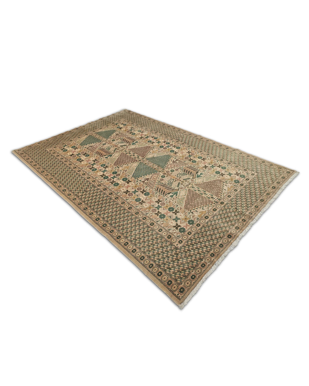 Camel green Turkmen rug 180×244cm, Pakistani craftsmanship
