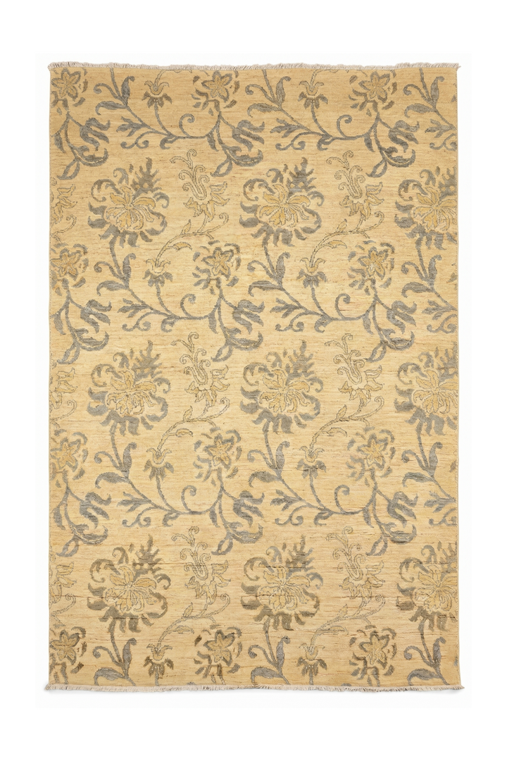 Champagne Lily Gabbeh, Hand-Knotted Afghan Wool &amp; Silk Rug