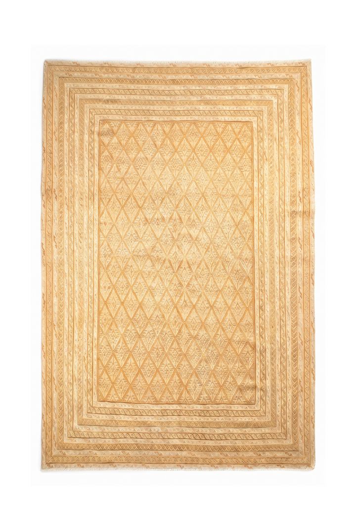 Pale Gold and Cream Diamond Lattice Kilim, Hand-Woven Wool