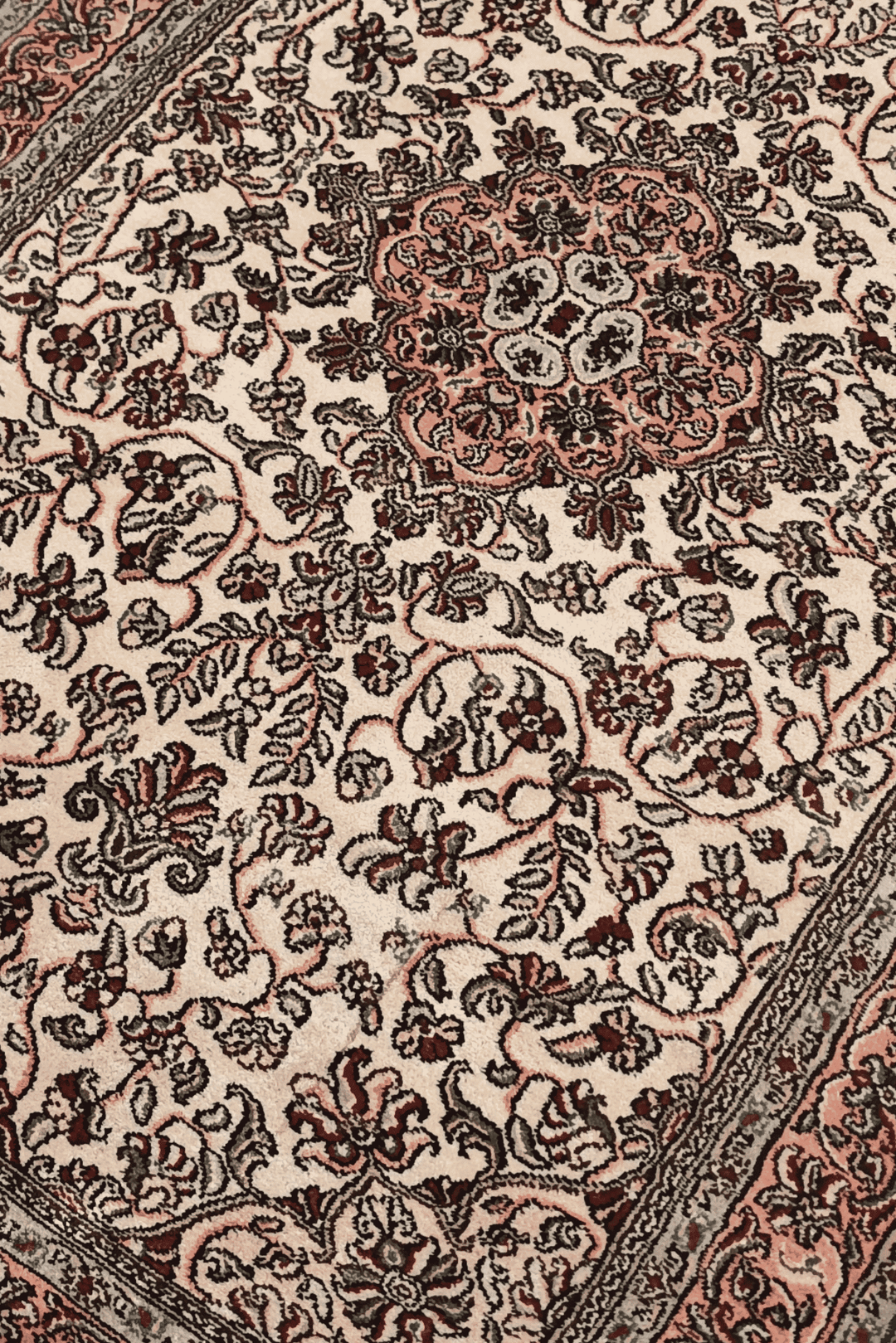 Ivory Kashmiri Silk Rug, hand-knotted, 62×96cm, photo 2