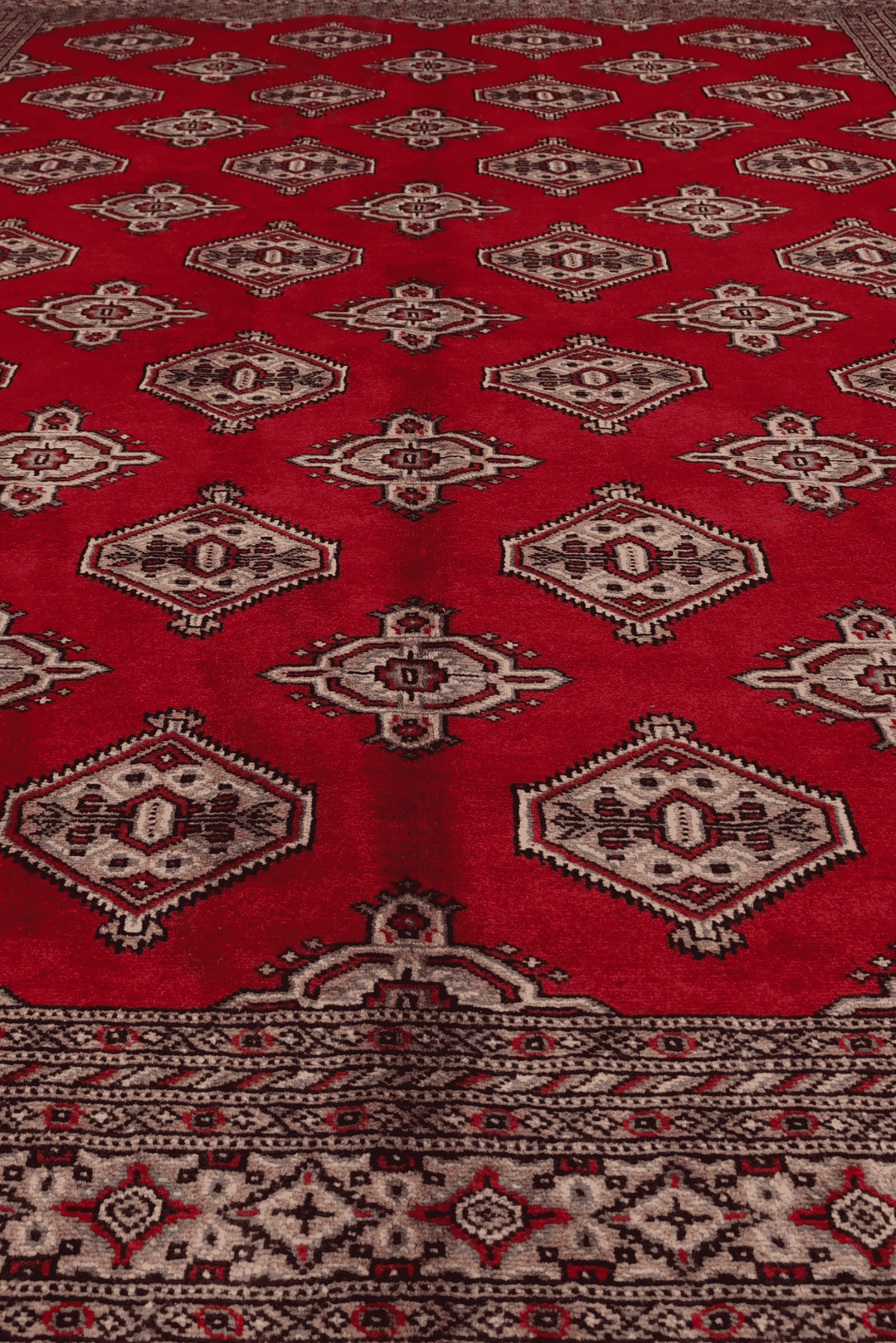 One-of-a-kind deep crimson Pakistani Bokhara wool rug, 197×252cm