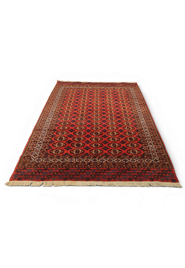 Red Bokhara gül rug for a bedside, 138×181cm