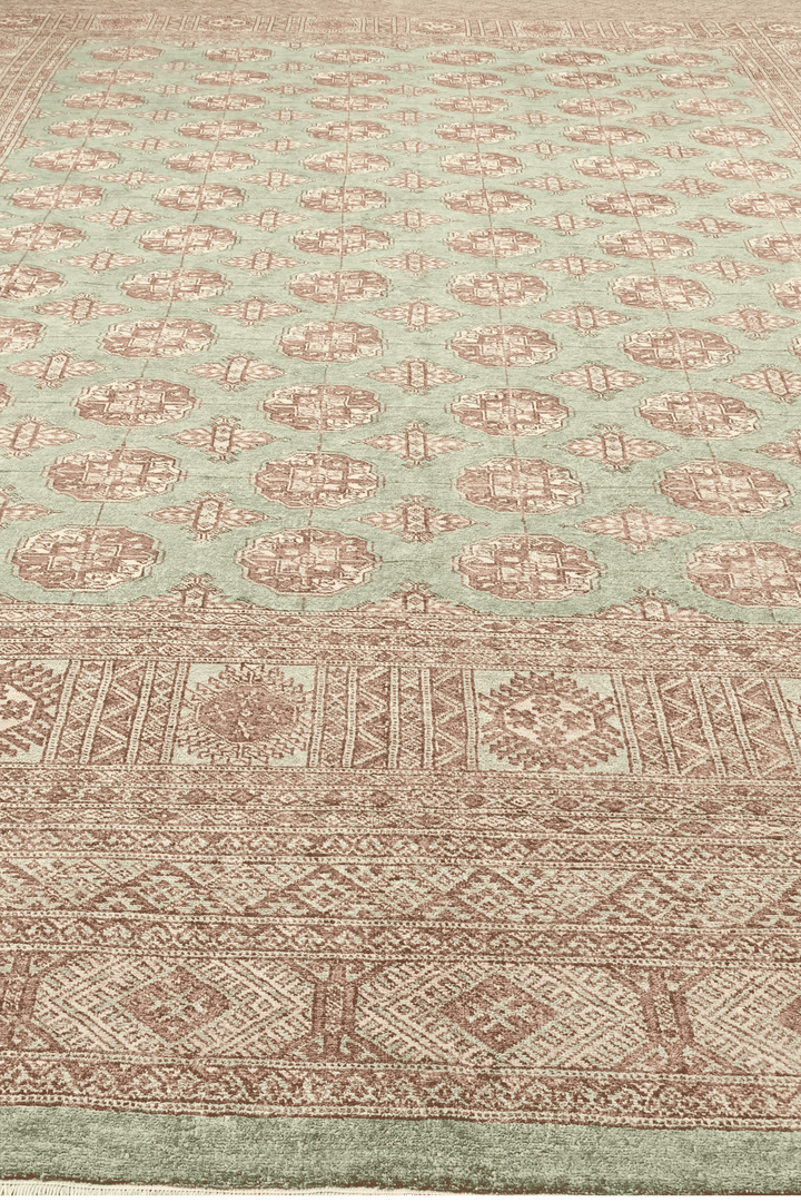 Sage and rose Turkmen gül rug for a large living room, about 6 tatami