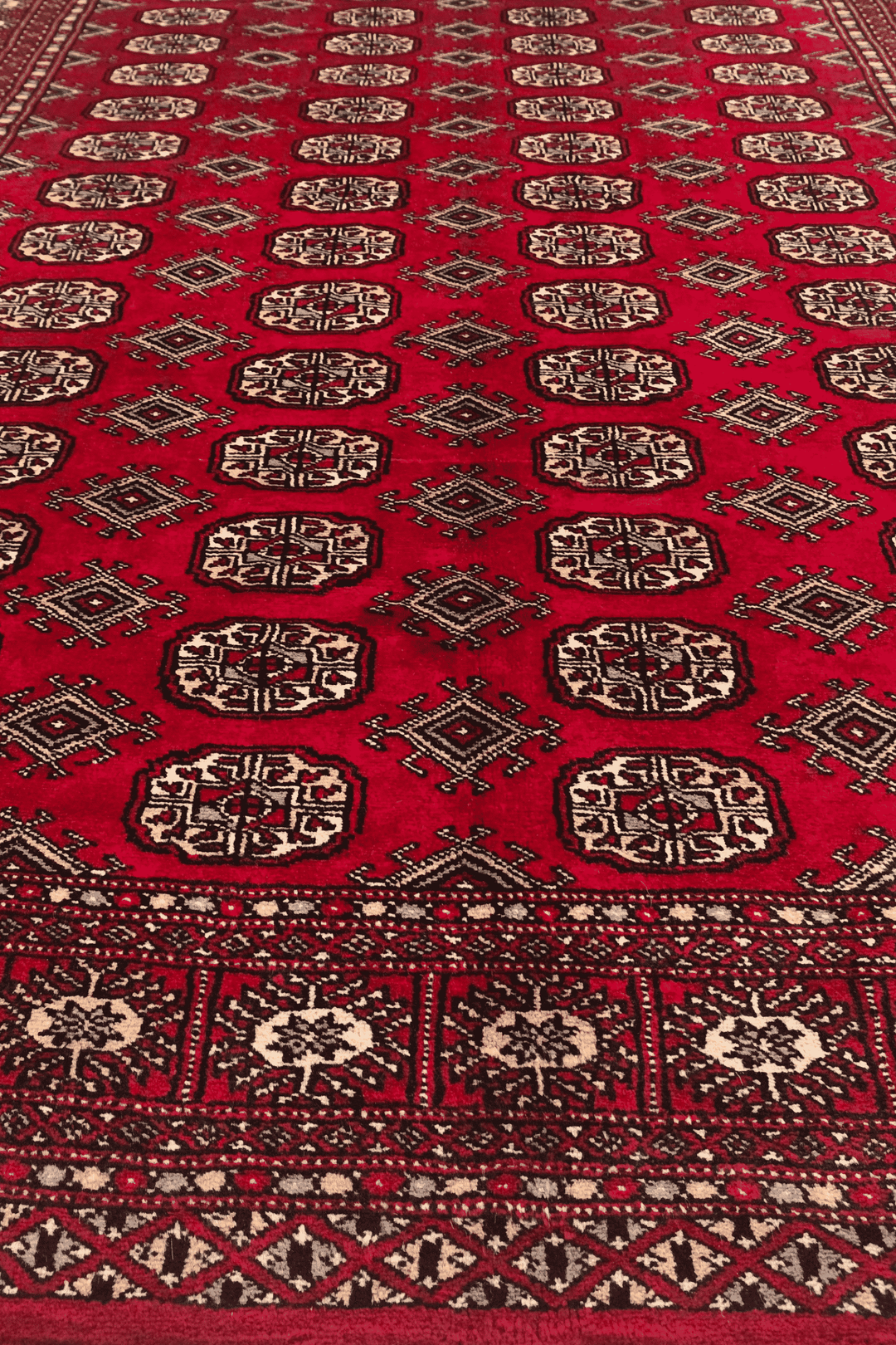 One-of-a-kind wine red Pakistani Bokhara wool rug, 152×238cm