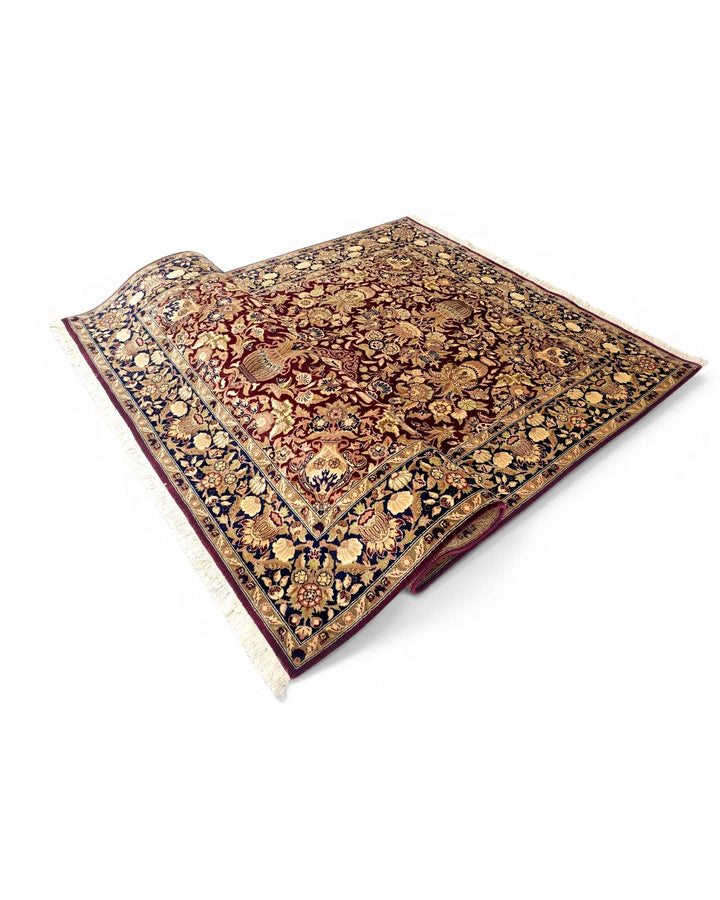 Deep red vase garden Tabriz hand-knotted Pakistani rug