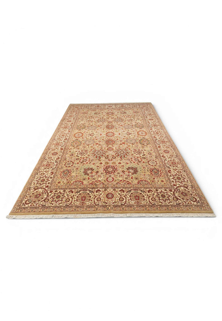 Hand-knotted wool pile of gold ivory Tabriz rug, 186×278cm