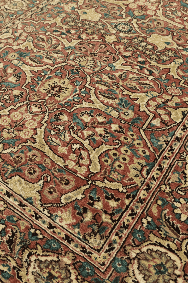 Shah Abbasi all-over detail in brick red and cream on runner