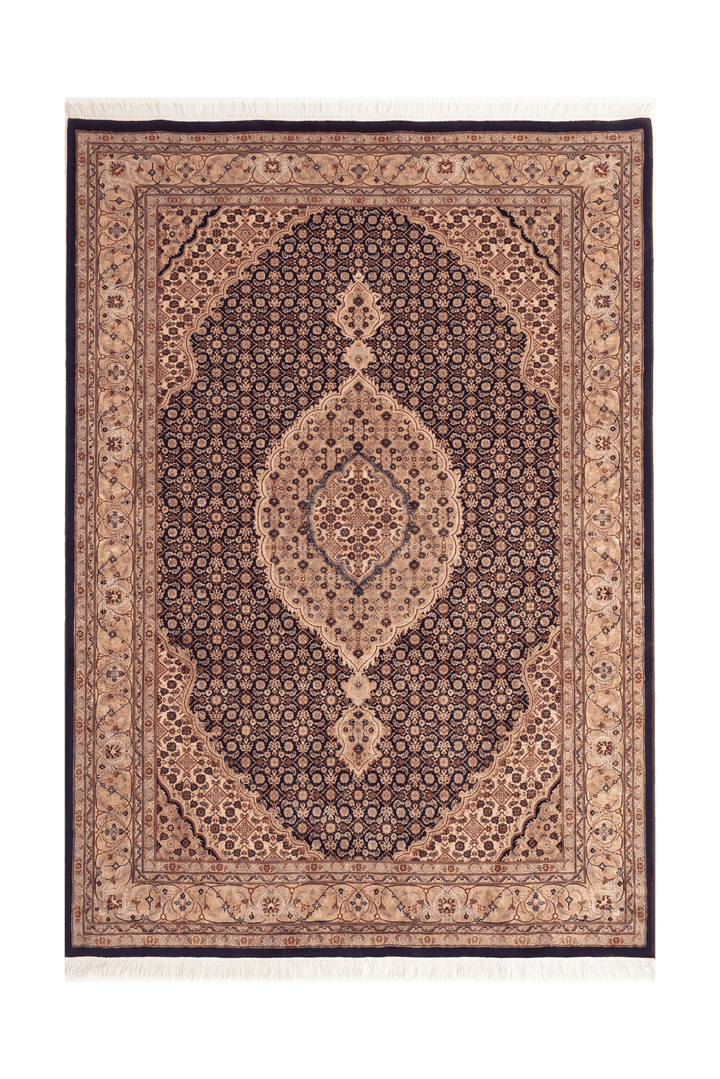 Rose mahi medallion Tabriz rug, hand-knotted Pakistani wool