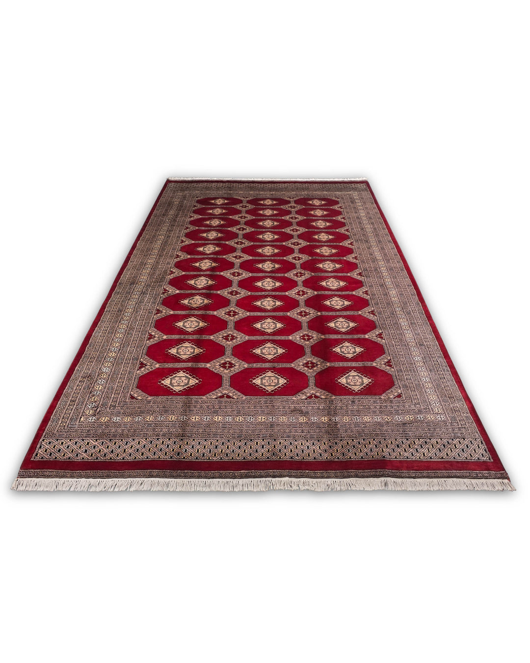 Deep red Jaldar rug 216×321cm, Pakistani craftsmanship