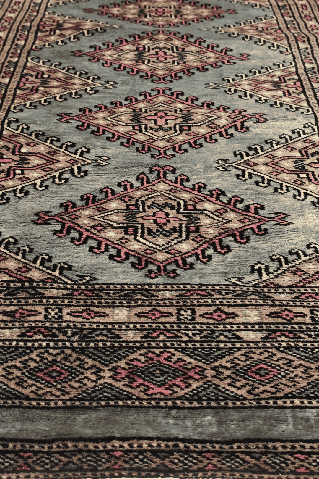 One-of-a-kind signed grey-green and rose Pakistani Jaldar rug