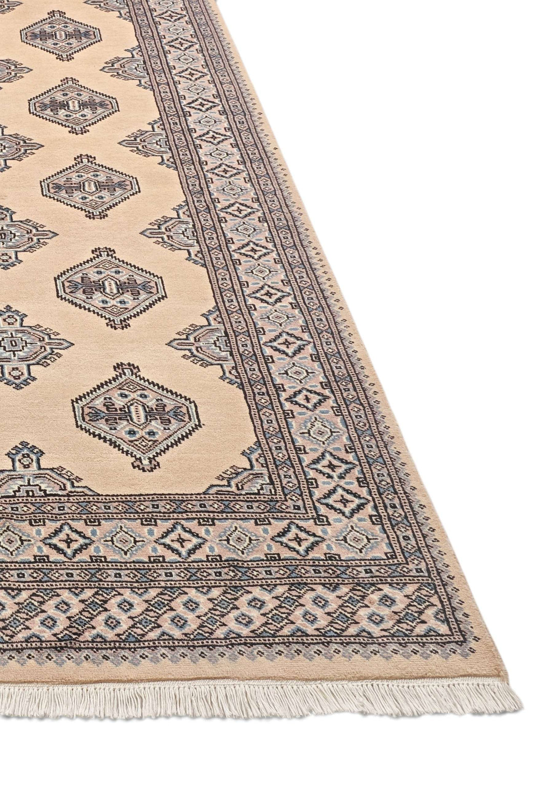 Hand-knotted ivory Jaldar rug with slate grey diamond lattice
