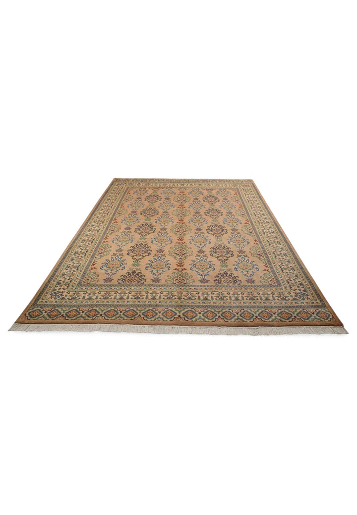 Border detail of apricot palmette hand-knotted Pakistani rug